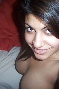 Indian call girl stolen naked pictures