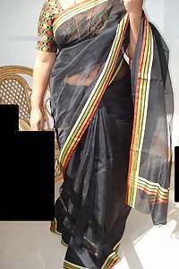 Indian Juicy Mature Aunty Aruna Saree Stripped Naked