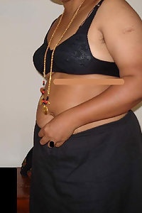 Indian Juicy Mature Aunty Aruna Saree Stripped Naked