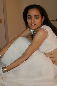 Juicy jasmine in white pearl Indian sari after party getting naked