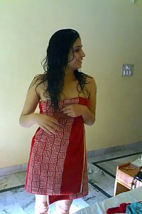 Indian Nude girls posing naked on camera