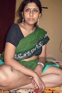 Porn Pics Horny Indian Rajni Showing Milky Boobs
