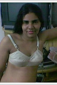 Porn Pics Horny Paki Slut Shaista Naked Beauty Exposed