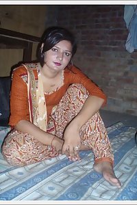 Porn Pics Horny Paki Slut Shaista Naked Beauty Exposed