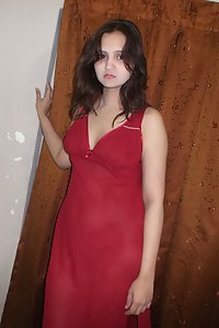Porn Pics Indian Bhabhi Sonia Red Dress Nude Show