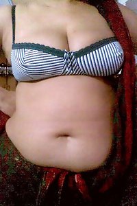 Porn Pics Indian Mallu Bhabhi Sexy Naval Pics