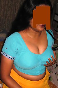 Porn Pics Busty Indian Housewife Taj Homemade Nude Pics