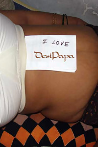 Porn Pics Indian Bhabhi Blowjob With Desipapa Tag