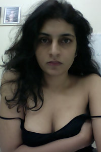 Hot sexy Indian on webcam naked