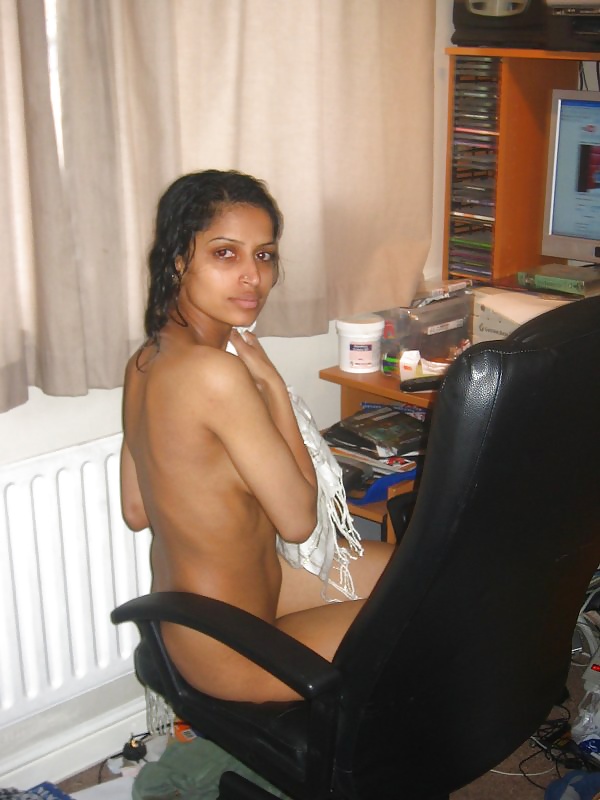 Collage Naked Indian Babes - Horny Cute Nude Indian College Girl Alina Sex Images ...