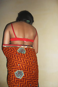 Bhabhi Photos & Free Indian Wife Nude Pictures