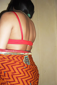 Bhabhi Photos & Free Indian Wife Nude Pictures
