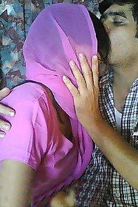 Porn Pics Indian Bhabhi Nehal Honeymoon Sex Pics