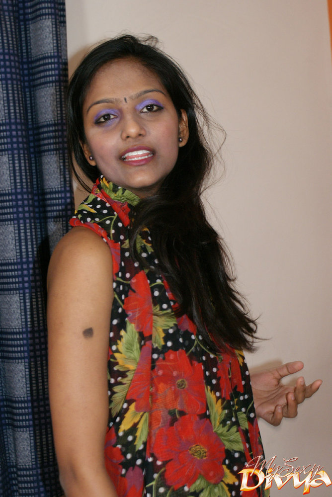 668px x 1000px - Divya Bharti All Photos | SexiezPix Web Porn