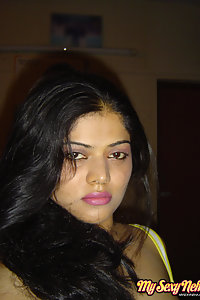 Big busty ass of seductive Indian Neha Nair