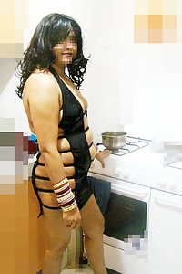 Porn Pics Indian Bhabhi Vishakha Looking Like Slut