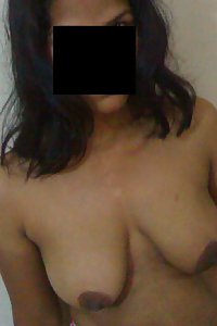 Indian Juicy Babe Chameli Nude Photoshoot Leaked