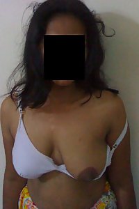 Indian Juicy Babe Chameli Nude Photoshoot Leaked