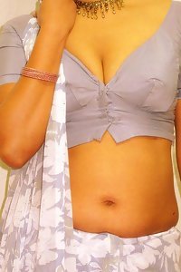 Porn Pics Indian Aunty Zameer Saree Stripped Naked