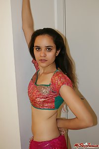 Indian babe Jasmine in sexy looking outfits