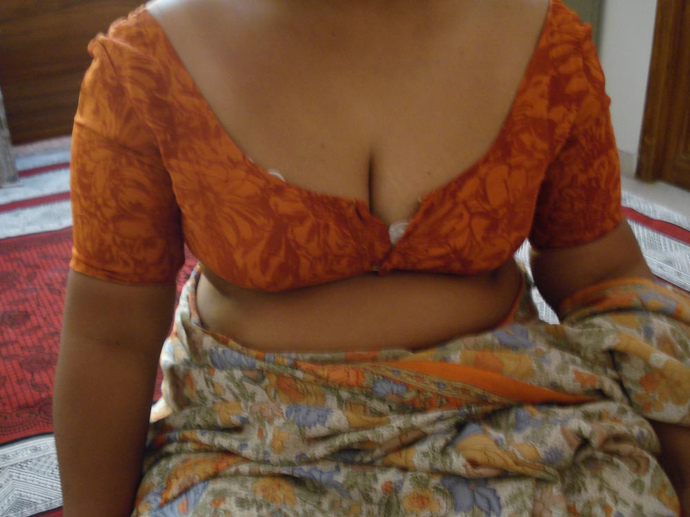 1000px x 750px - Porn Pics Homely Indian Wife Deepa Sexy Ass Show - Indian Porn Photos