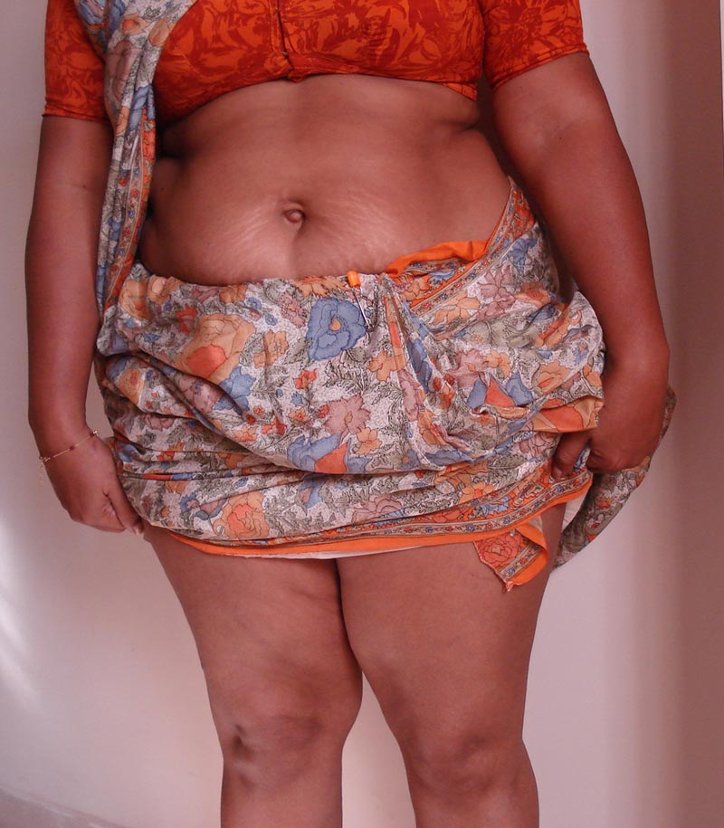 800px x 915px - Porn Pics Homely Indian Wife Deepa Sexy Ass Show - Indian Porn Photos