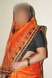 Porn Pics Indian Housewife Seeta Orange Saree Naked