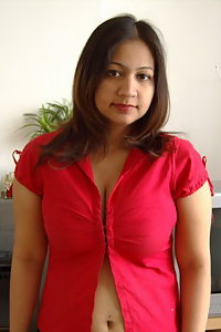 Pakistani university girls getting naughty