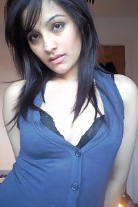 Porn Pics Stunning Babe Shilpa Blue Dress Stripping Nude