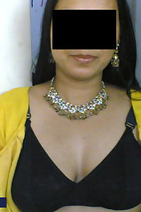 Porn Pics Horny Karachi Bhabhi Tazeen Naked For Hubby