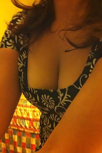 Porn Pics Hot Indian Girl Showing Cleavages And Tits