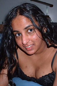 Porn Pics Indian Neha Bhabhi Dress Changing Pics Leaked