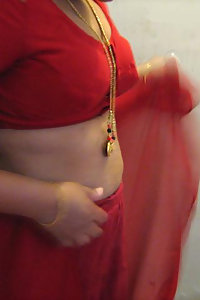 Porn Pics Horny Indian Bhabhi Rabhya In Red Hot Saree