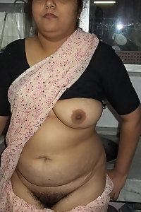 Porn Pics Mature Indian Aunty Posing Nude In Kitchen