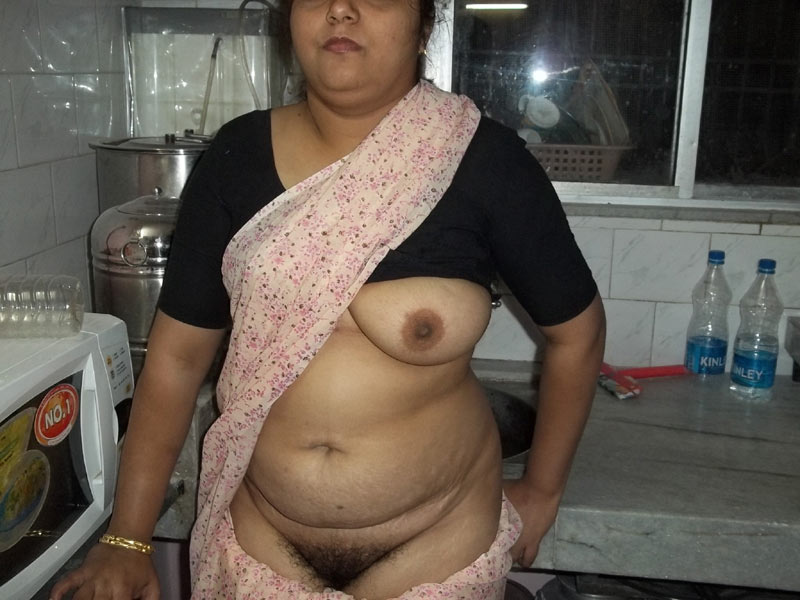 800px x 600px - Porn Pics Mature Indian Aunty Posing Nude In Kitchen - Indian Porn ...