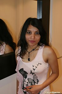 Indian Babe Kavya showing off in members gifted pink top