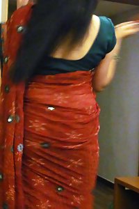 Porn Pics Sexy Indian Bhabhi Showing Her Hot Figure