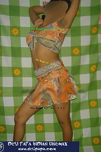 Porn Pics Indian Mallu Babe Shuna Posing Hot On Bed