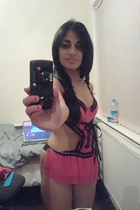 Porn Pics Horny Indian Girl Seema Showing Her Ass