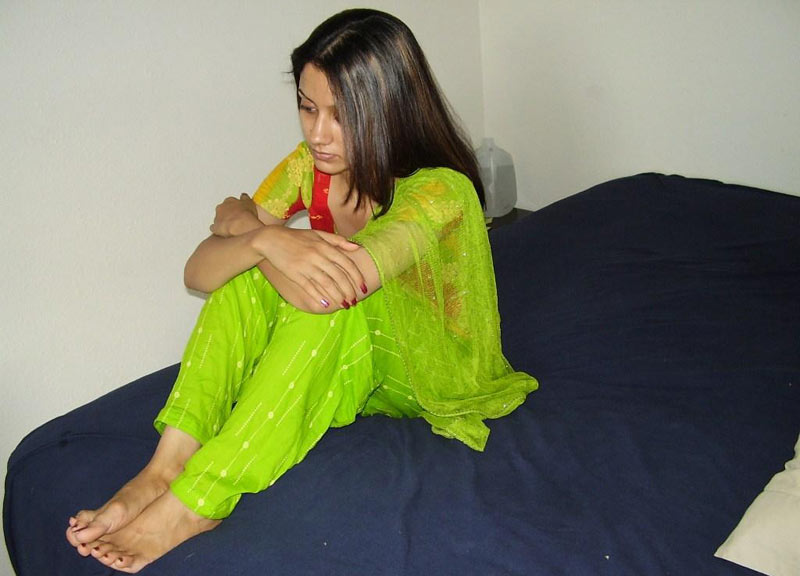 Indian Teen Bed - Desi Girl Bed | Sex Pictures Pass