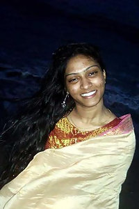 Porn Pics Indian Bengali Housewife Esha Nude On Beach