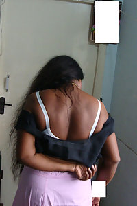 Porn Pics Indian Mallu Bhabhi Radha Showing Her Pussy