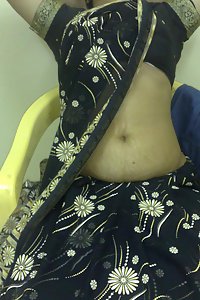 Porn Pics Sexy Indian Mitali Bhabhi Showing Boobs