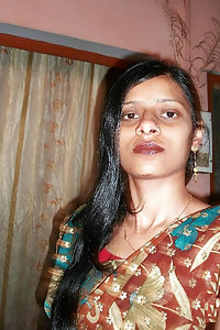 Porn Pics Shy Indian Sarita Bhabhi Nude Pics Leaked