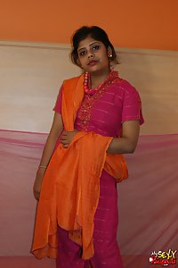 Indian Babe Rupali in rajhastani dress
