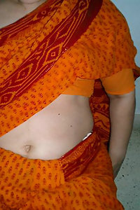 Exotic Indian Nude Aunty Phoolwati Blowjob Pics