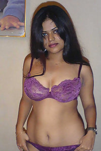 Indian Wife Neha beauty bird from bangalore stripping naked