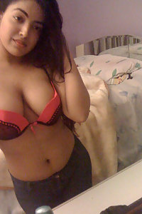 Porn Pics Indian Girl Rachna Showing Her Big Boobs