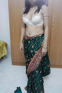 Porn Pics Sexy Indian Bhabhi Kusum Posing Hot On Camera