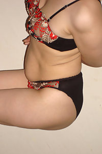 Porn Pics Sexy Bhabhi Soaping Her Milky Boobs